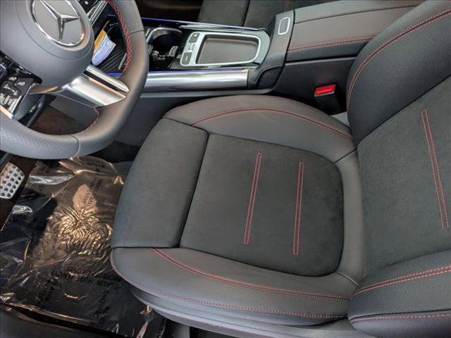 new 2025 Mercedes-Benz GLA 250 car, priced at $52,205