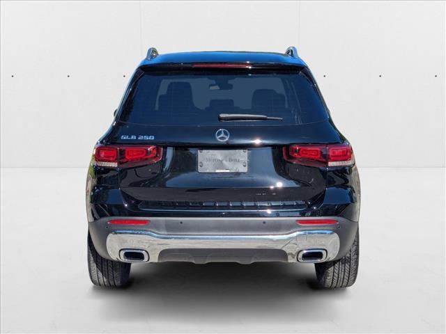 used 2020 Mercedes-Benz GLB 250 car, priced at $21,625