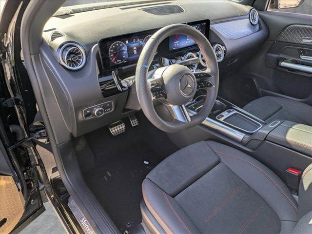 new 2025 Mercedes-Benz GLA 250 car, priced at $51,935