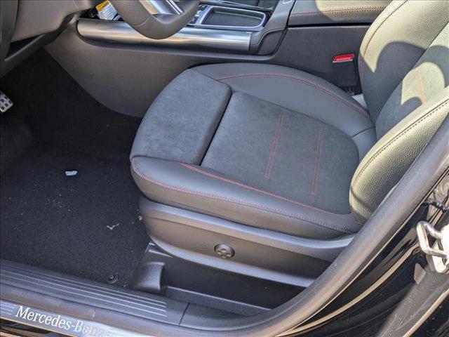new 2025 Mercedes-Benz GLA 250 car, priced at $51,935