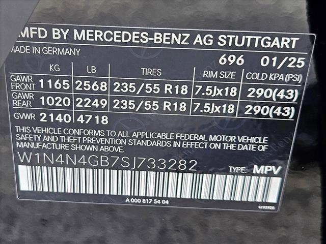new 2025 Mercedes-Benz GLA 250 car, priced at $42,250