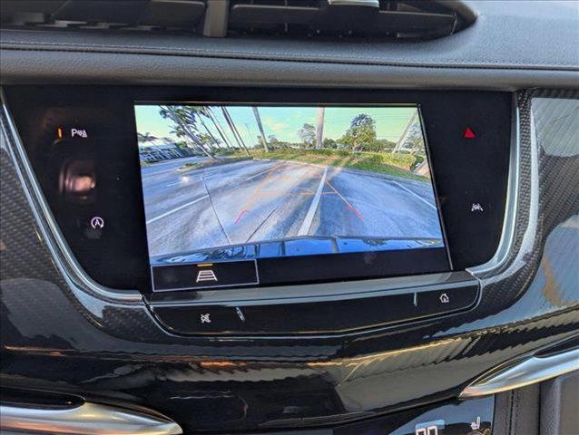 used 2025 Cadillac XT6 car, priced at $59,998