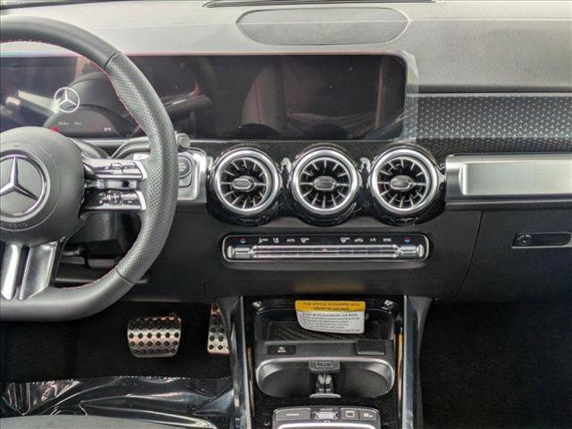 new 2025 Mercedes-Benz GLB 250 car, priced at $55,110