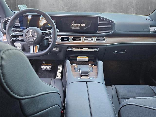 new 2025 Mercedes-Benz GLS 450 car, priced at $95,365