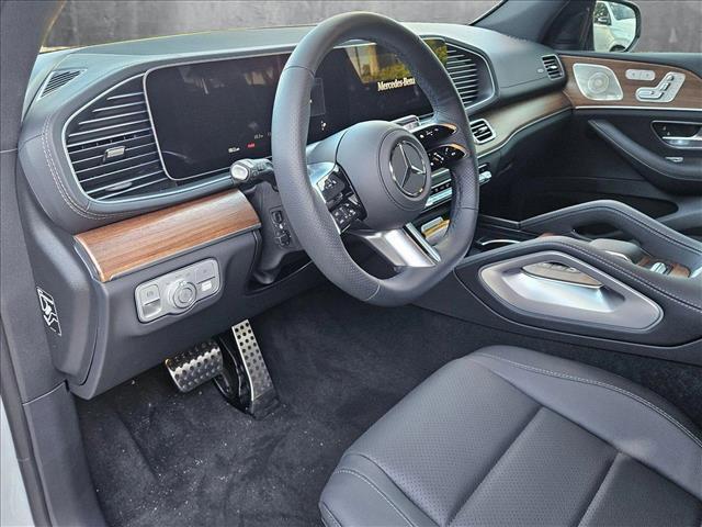 new 2025 Mercedes-Benz GLS 450 car, priced at $95,365