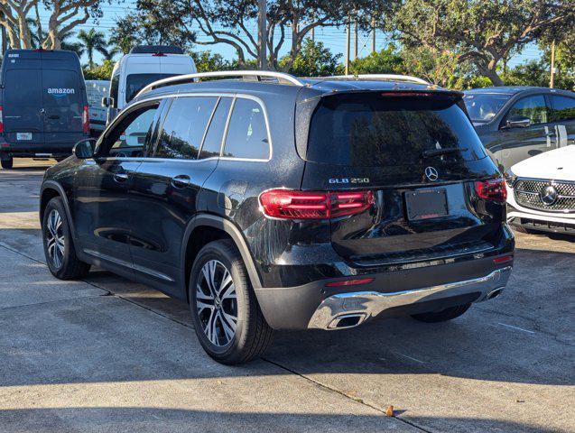 new 2025 Mercedes-Benz GLB 250 car, priced at $48,645