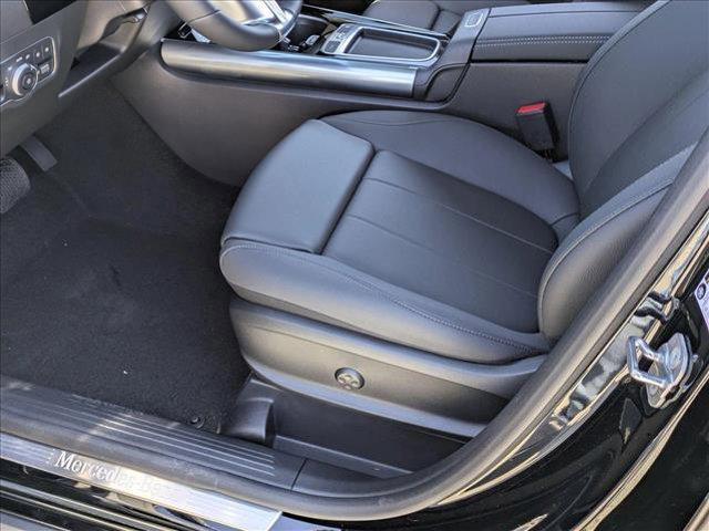 new 2025 Mercedes-Benz GLA 250 car, priced at $47,545