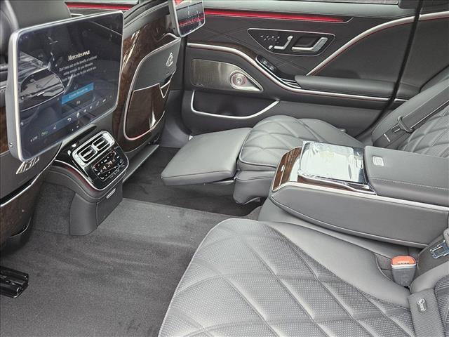 new 2024 Mercedes-Benz Maybach S 580 car, priced at $199,450