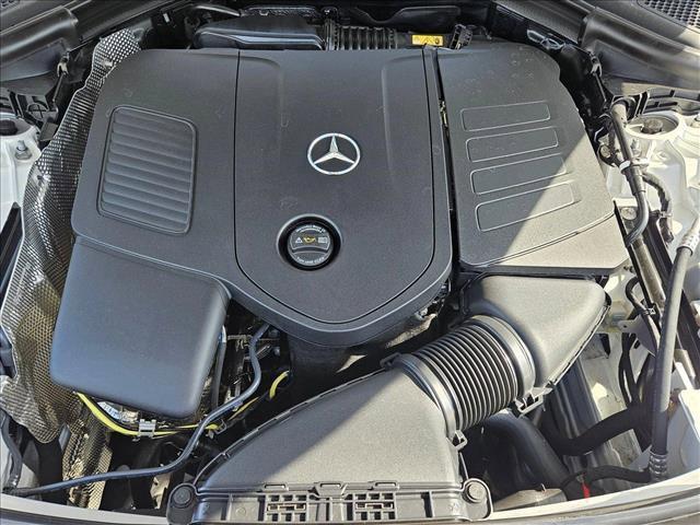 new 2025 Mercedes-Benz GLC 300 car, priced at $52,885