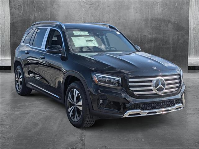 new 2025 Mercedes-Benz GLB 250 car, priced at $47,145