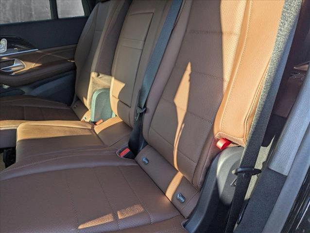 new 2025 Mercedes-Benz GLS 450 car, priced at $99,200