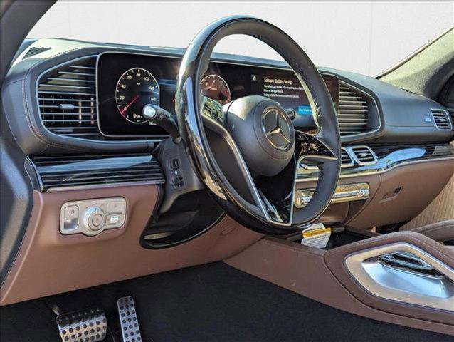 new 2025 Mercedes-Benz GLS 450 car, priced at $99,200