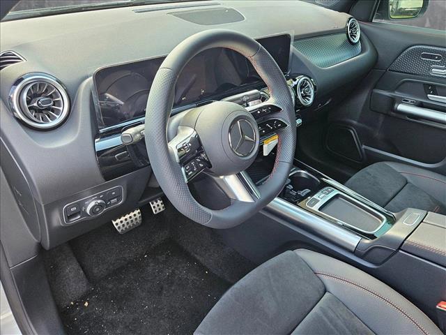 new 2025 Mercedes-Benz GLA 250 car, priced at $50,695
