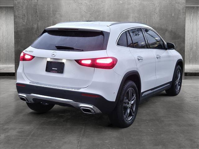 new 2025 Mercedes-Benz GLA 250 car, priced at $44,345