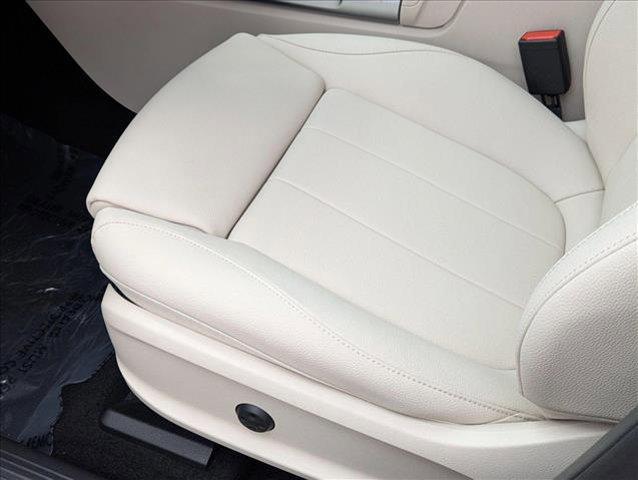 new 2025 Mercedes-Benz EQB 250 car, priced at $57,600