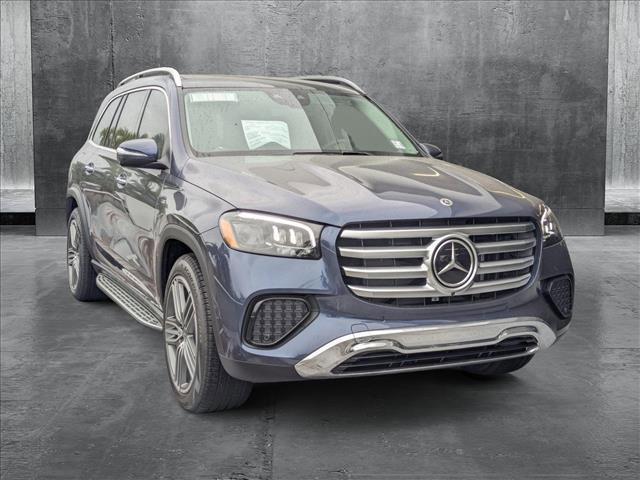 new 2025 Mercedes-Benz GLS 450 car, priced at $97,120