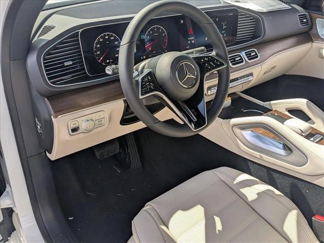 new 2025 Mercedes-Benz GLE 580 car, priced at $90,545