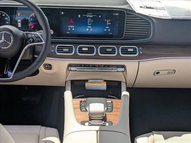 new 2025 Mercedes-Benz GLE 580 car, priced at $90,545
