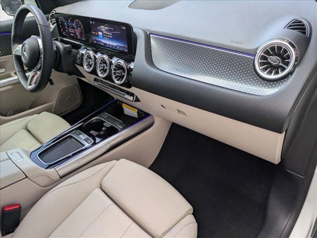 used 2025 Mercedes-Benz GLA 250 car, priced at $38,677