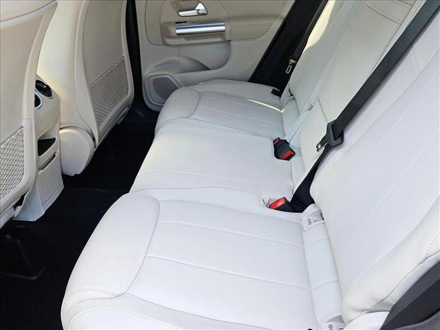 new 2025 Mercedes-Benz GLA 250 car, priced at $50,230