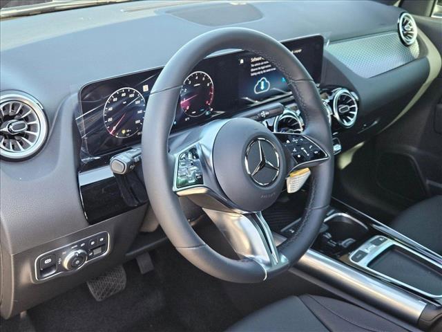 new 2025 Mercedes-Benz GLA 250 car, priced at $47,905