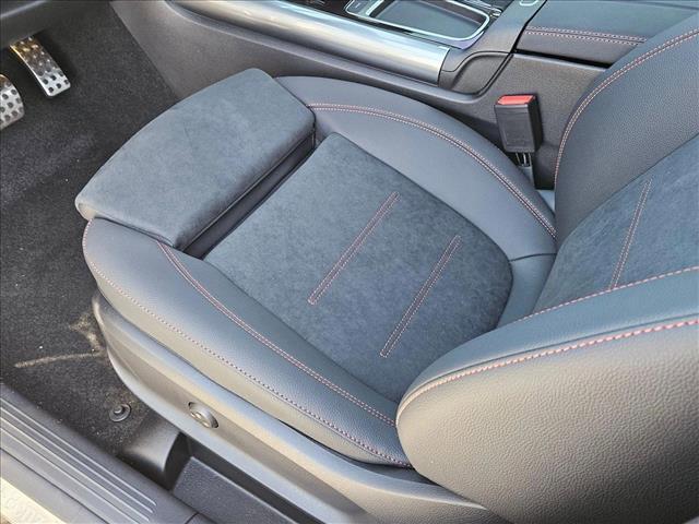 new 2025 Mercedes-Benz GLA 250 car, priced at $49,145