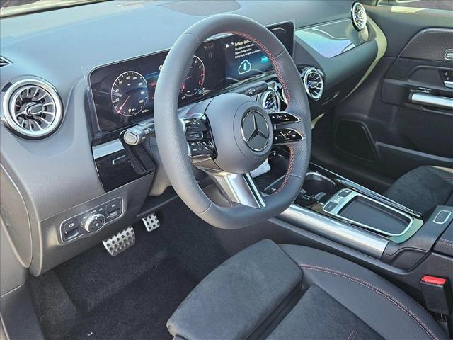 new 2025 Mercedes-Benz GLA 250 car, priced at $49,145