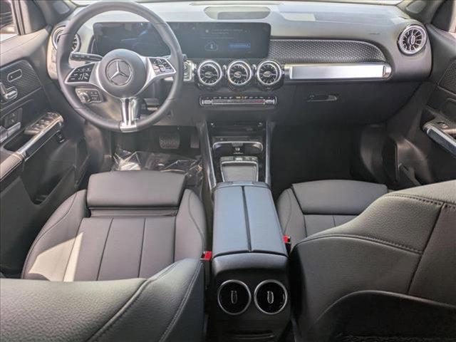 new 2025 Mercedes-Benz GLB 250 car, priced at $47,145