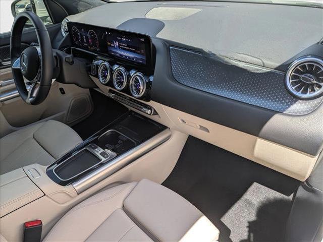 used 2025 Mercedes-Benz GLA 250 car, priced at $38,677