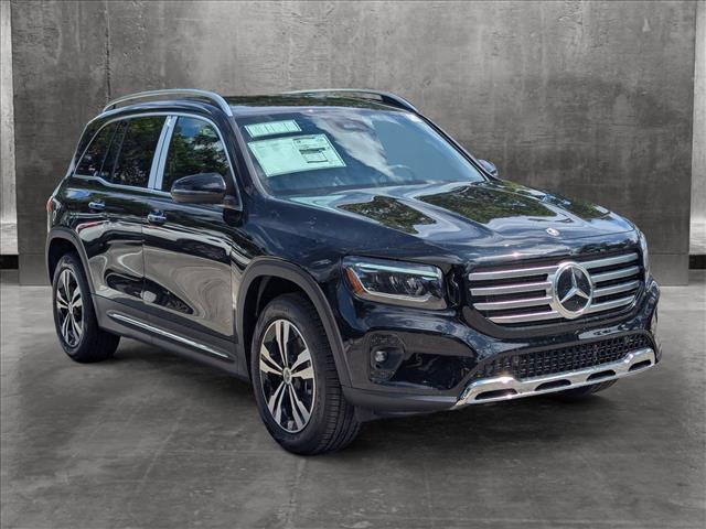 new 2025 Mercedes-Benz GLB 250 car, priced at $47,145