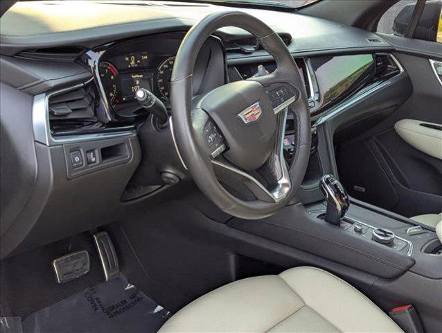 used 2021 Cadillac XT6 car, priced at $33,598