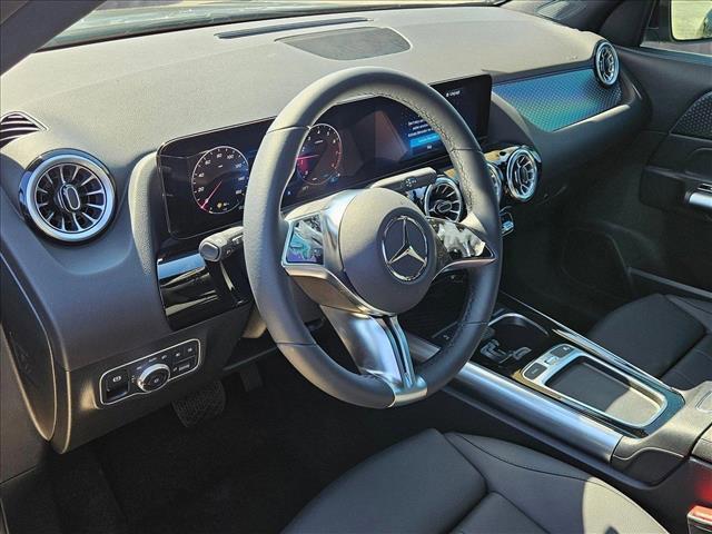 new 2025 Mercedes-Benz GLA 250 car, priced at $48,205