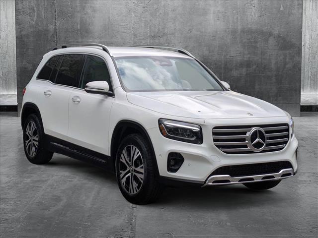 new 2025 Mercedes-Benz GLB 250 car, priced at $48,645