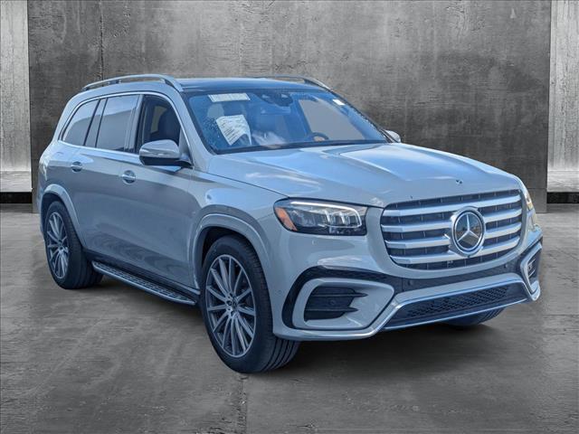 new 2025 Mercedes-Benz GLS 450 car, priced at $101,275