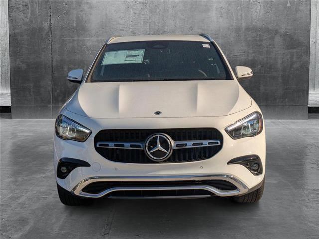 new 2025 Mercedes-Benz GLA 250 car, priced at $49,495