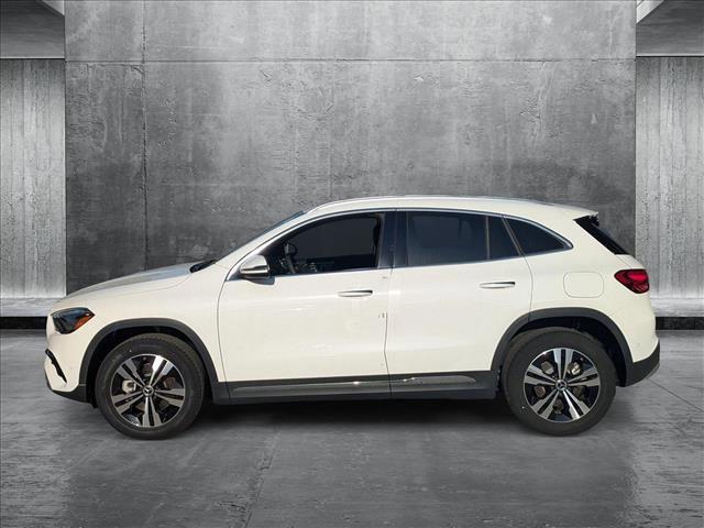new 2025 Mercedes-Benz GLA 250 car, priced at $49,495