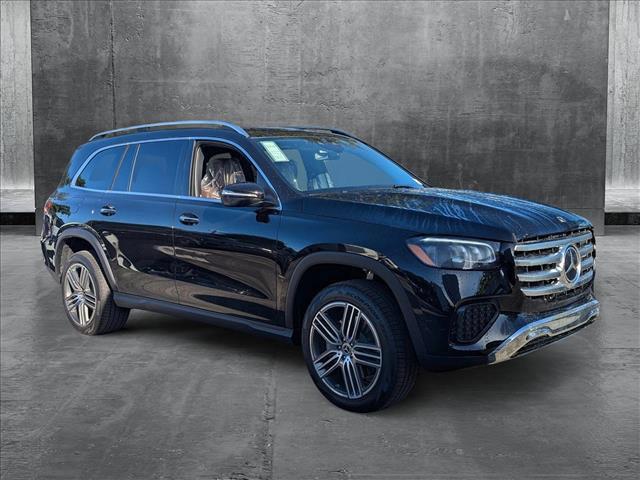 new 2025 Mercedes-Benz GLS 450 car, priced at $92,000