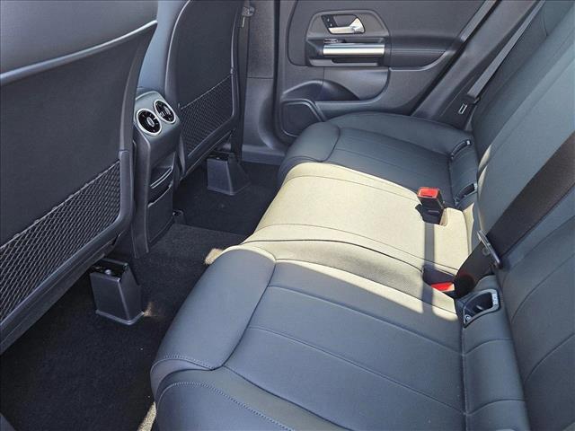 new 2025 Mercedes-Benz GLA 250 car, priced at $47,545