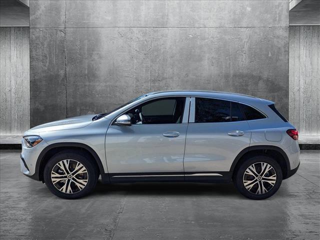 new 2025 Mercedes-Benz GLA 250 car, priced at $46,595