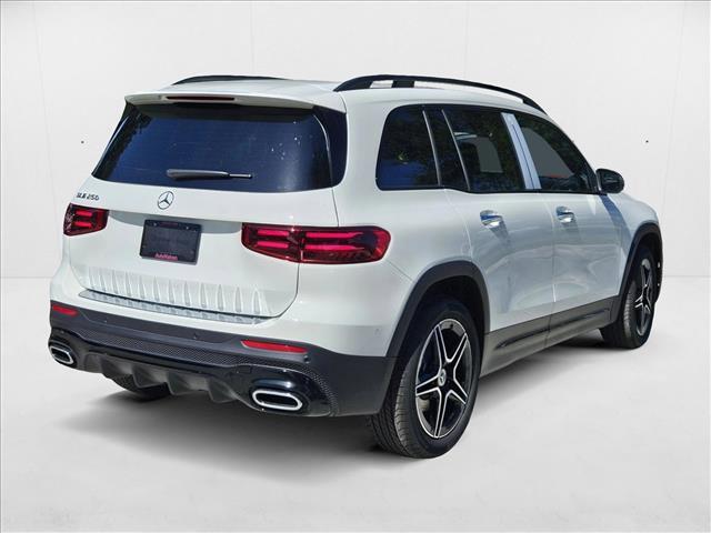 new 2025 Mercedes-Benz GLB 250 car, priced at $51,975