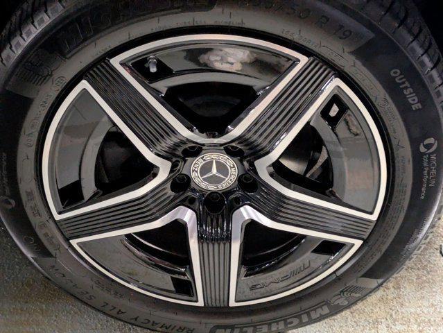 new 2025 Mercedes-Benz GLC 300 car, priced at $56,785