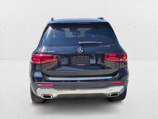 new 2025 Mercedes-Benz GLB 250 car, priced at $48,645