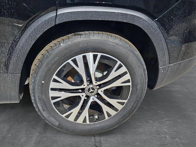 new 2025 Mercedes-Benz GLB 250 car, priced at $48,645