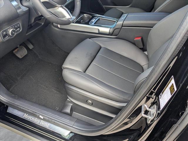 new 2025 Mercedes-Benz GLB 250 car, priced at $48,645
