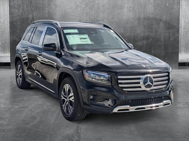 new 2025 Mercedes-Benz GLB 250 car, priced at $48,645