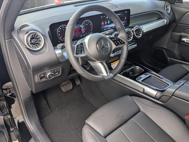 new 2025 Mercedes-Benz GLB 250 car, priced at $48,645