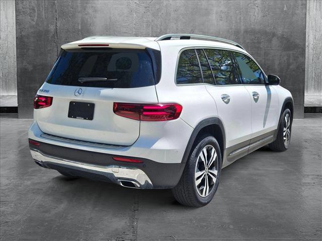 new 2025 Mercedes-Benz GLB 250 car, priced at $47,145