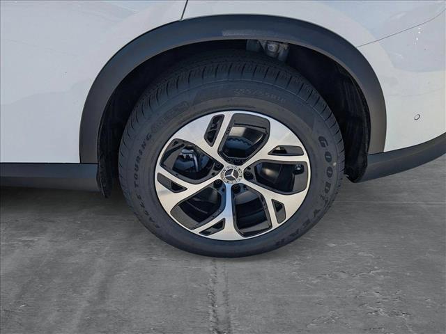 new 2025 Mercedes-Benz GLC 350e car, priced at $63,000