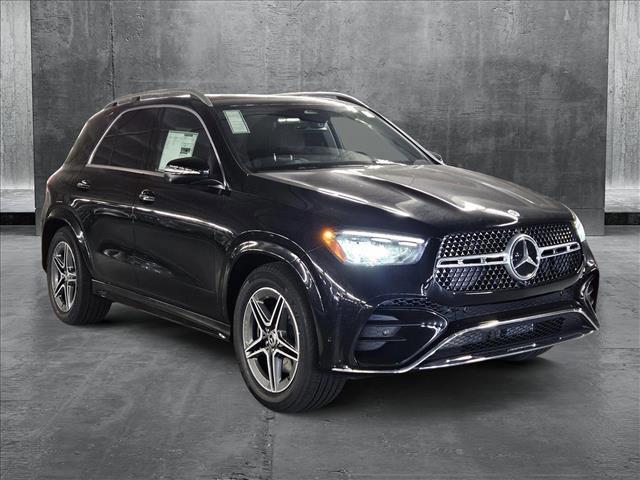 new 2025 Mercedes-Benz GLE 580 car, priced at $90,765