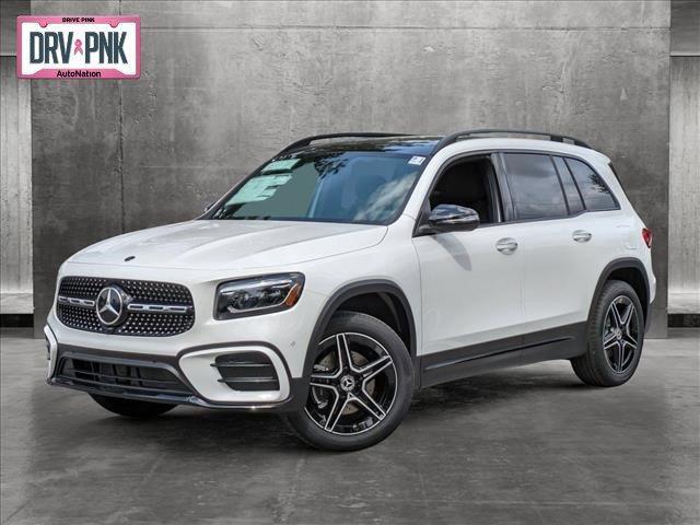 new 2024 Mercedes-Benz GLB 250 car, priced at $52,625